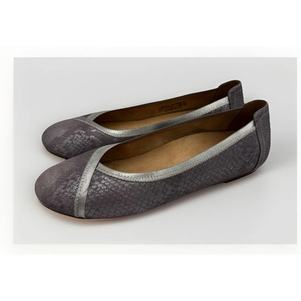 Vionic Caroll Ballet Flat‎ Womens Size 9 Purple Metallic Shimmer Snake Slip On